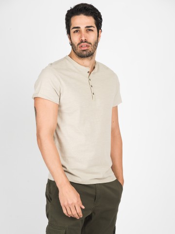 T-shirt Bottoni