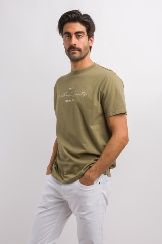 T-Shirt Stampa Lettering