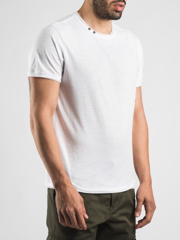 T-Shirt Con Bottoncini