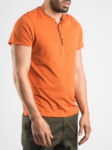 T-shirt Bottoni