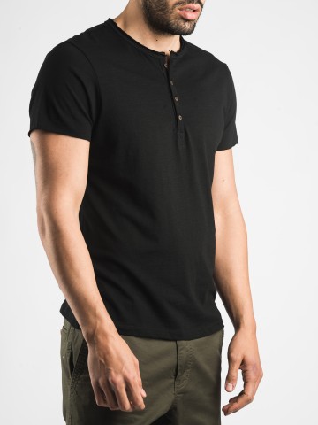 T-shirt Bottoni