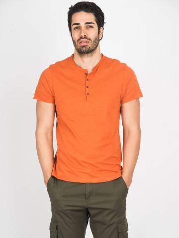 T-shirt Bottoni