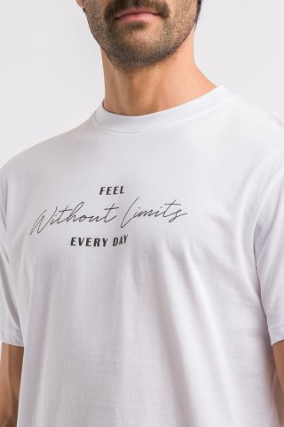 T-Shirt Stampa Lettering