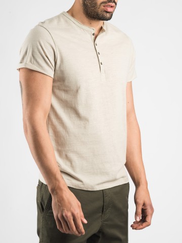 T-shirt Bottoni