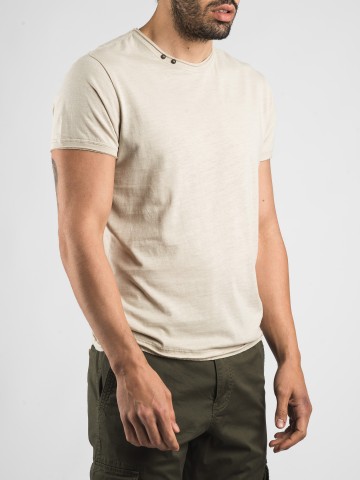 T-Shirt Con Bottoncini