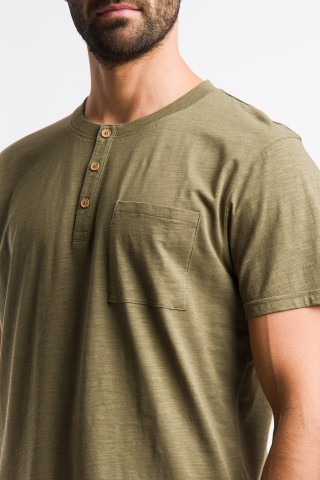 T-Shirt Bottoncini